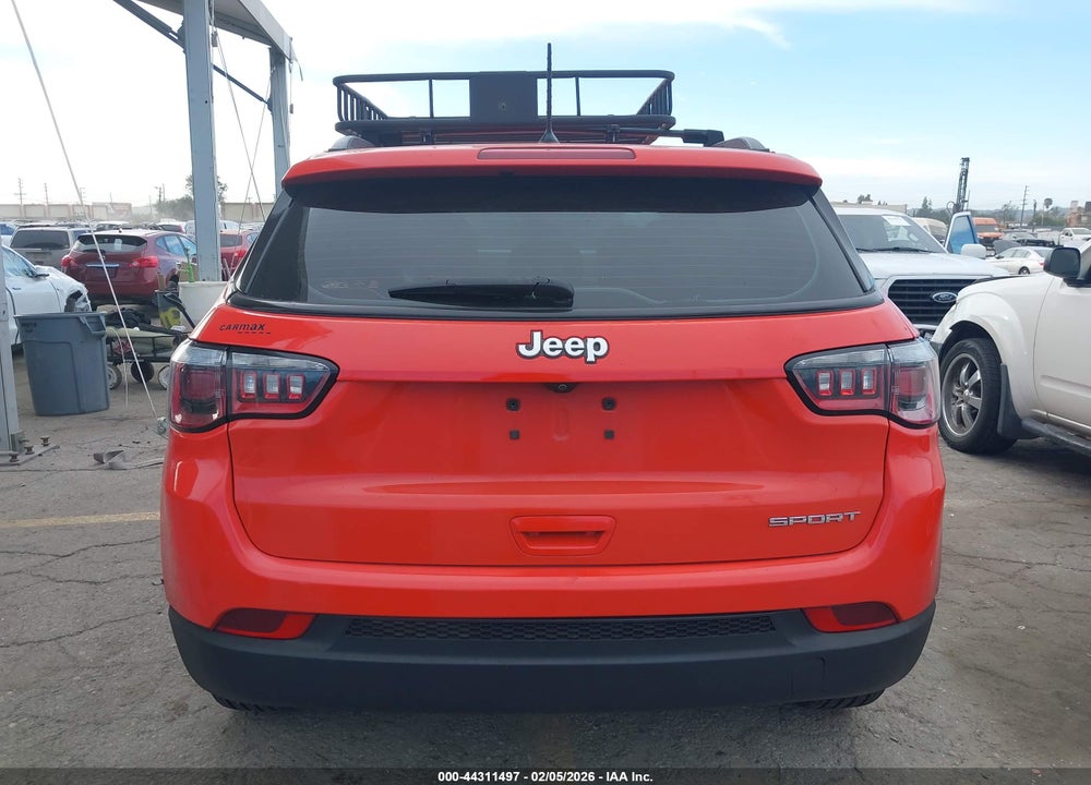 2018 JEEP COMPASS SPORT FWD VIN: 3C4NJCAB2JT107169