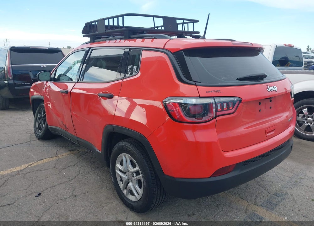 2018 JEEP COMPASS SPORT FWD VIN: 3C4NJCAB2JT107169