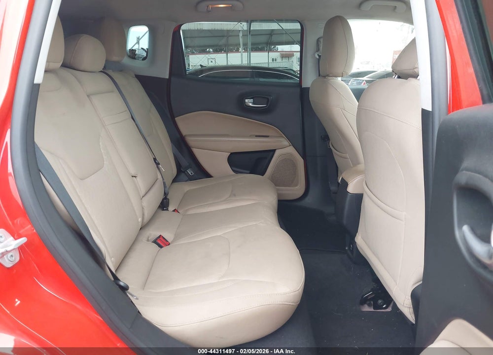 2018 JEEP COMPASS SPORT FWD VIN: 3C4NJCAB2JT107169