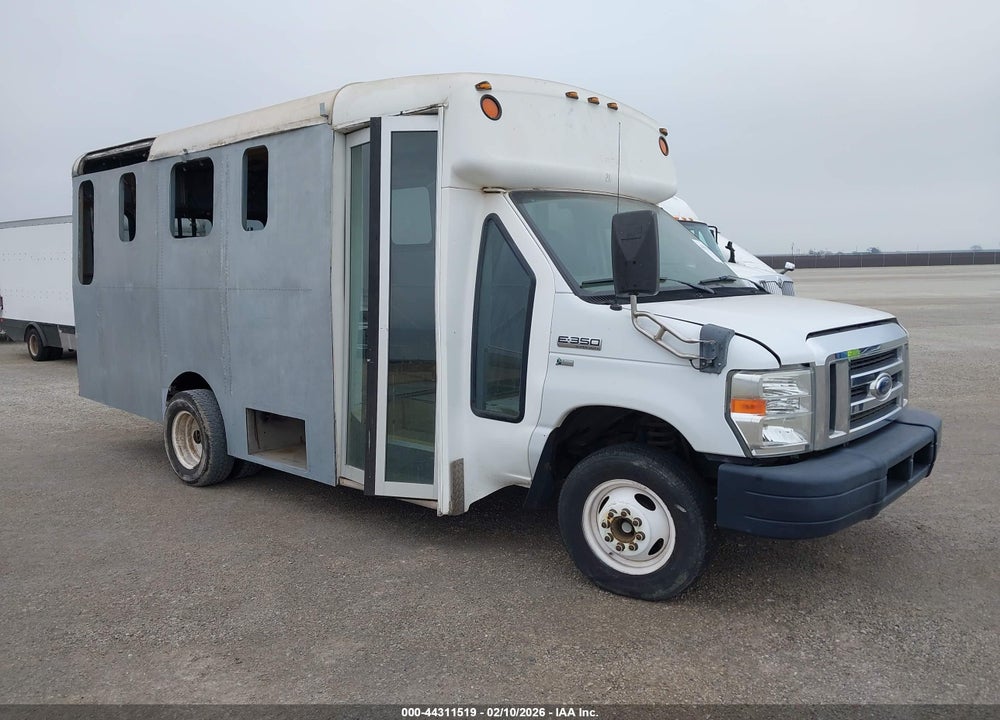 2013 FORD E-350 CUTAWAY VIN: 1FDEE3FL2DDA83595