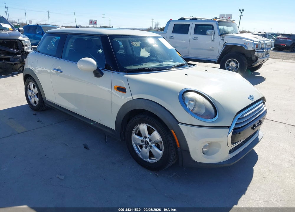 2015 MINI HARDTOP COOPER VIN: WMWXM5C59F3A58512