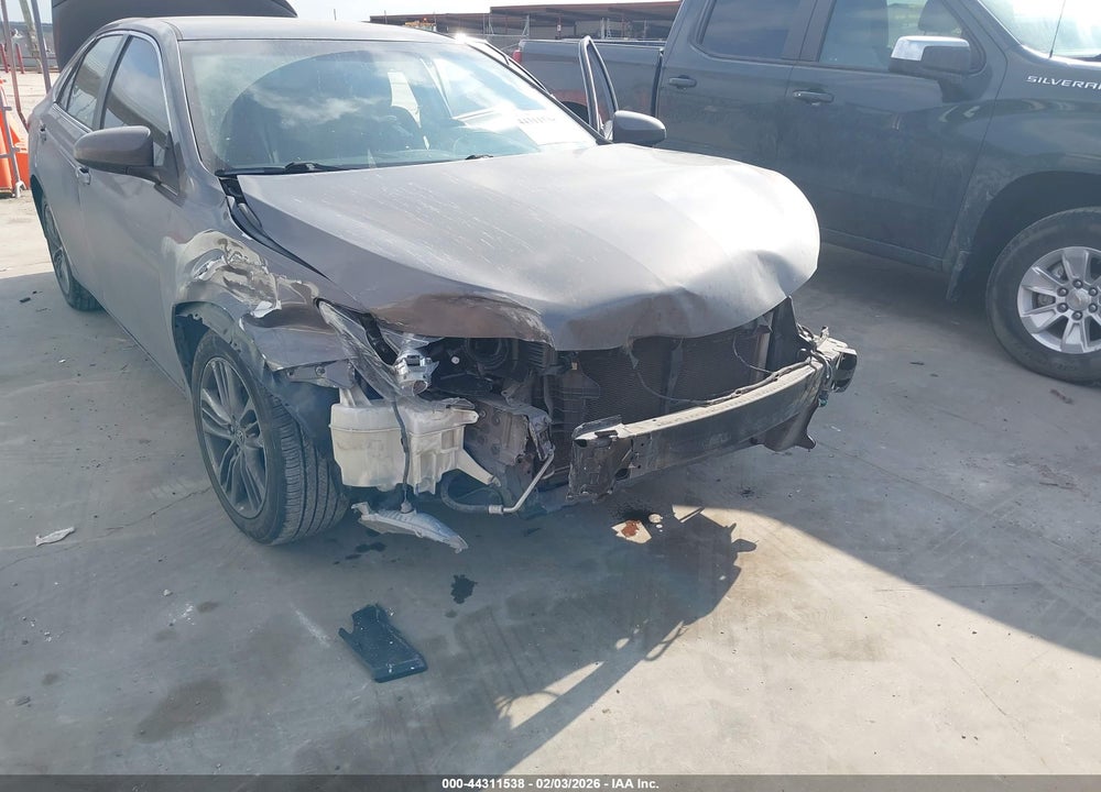 2015 TOYOTA CAMRY SE VIN: 4T1BF1FK7FU484140