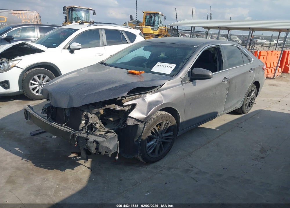 2015 TOYOTA CAMRY SE VIN: 4T1BF1FK7FU484140