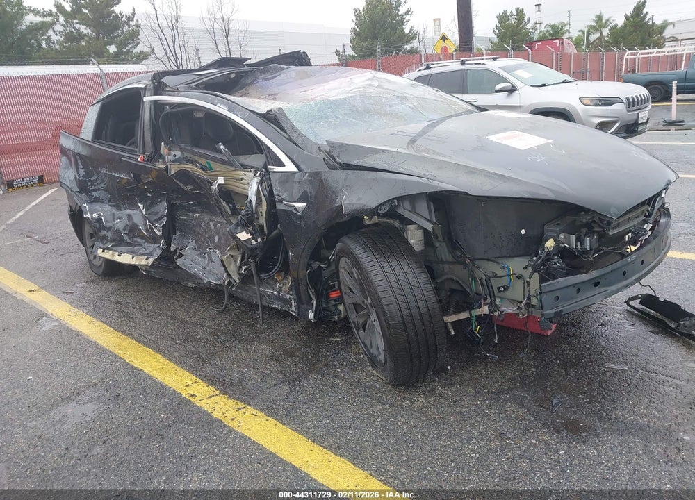 2017 TESLA MODEL X P100D VIN: 5YJXCBE43HF052782