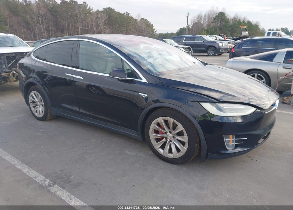 2016 TESLA MODEL X VIN: 5YJXCBE46GFS00518
