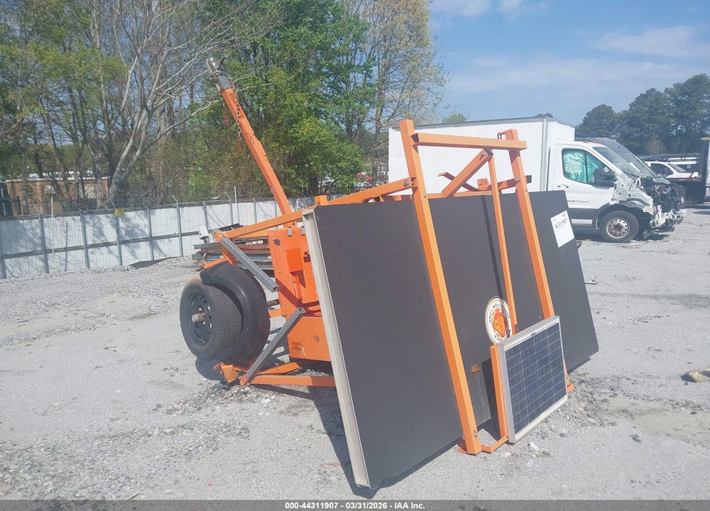 2016 WORK AREA PROTECTION M90EZ LIGHT SIGN TRAILER VIN: 4NPU40811G5108148