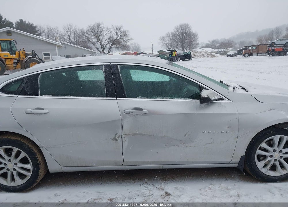 2018 CHEVROLET MALIBU LT VIN: 1G1ZD5ST9JF187746