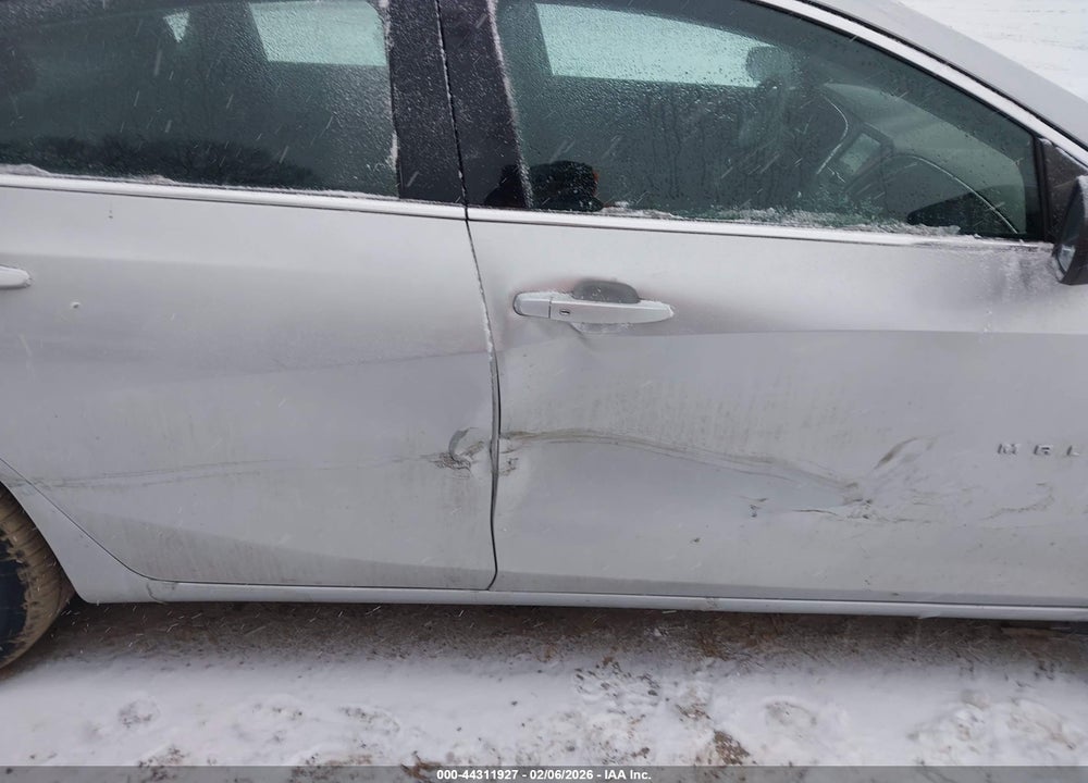 2018 CHEVROLET MALIBU LT VIN: 1G1ZD5ST9JF187746