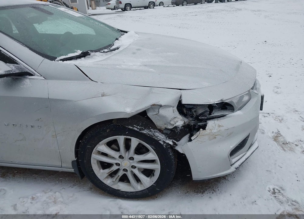 2018 CHEVROLET MALIBU LT VIN: 1G1ZD5ST9JF187746
