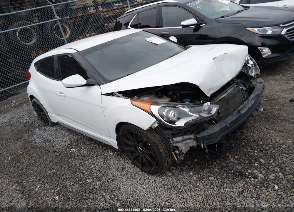 2016 HYUNDAI VELOSTER TURBO R-SPEC VIN: KMHTC6AE6GU275274