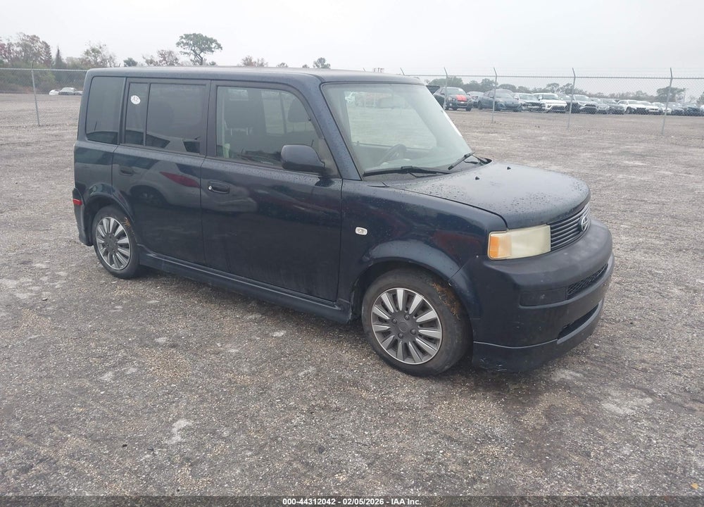 2004 SCION XB VIN: JTLKT324040158477