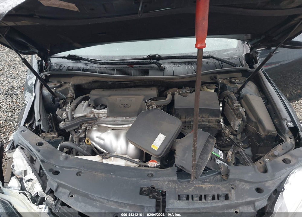 2016 TOYOTA CAMRY LE VIN: 4T4BF1FK5GR550322
