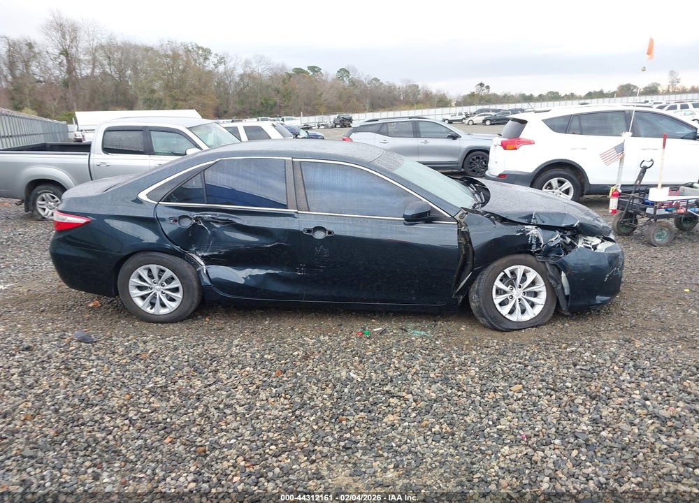 2016 TOYOTA CAMRY LE VIN: 4T4BF1FK5GR550322