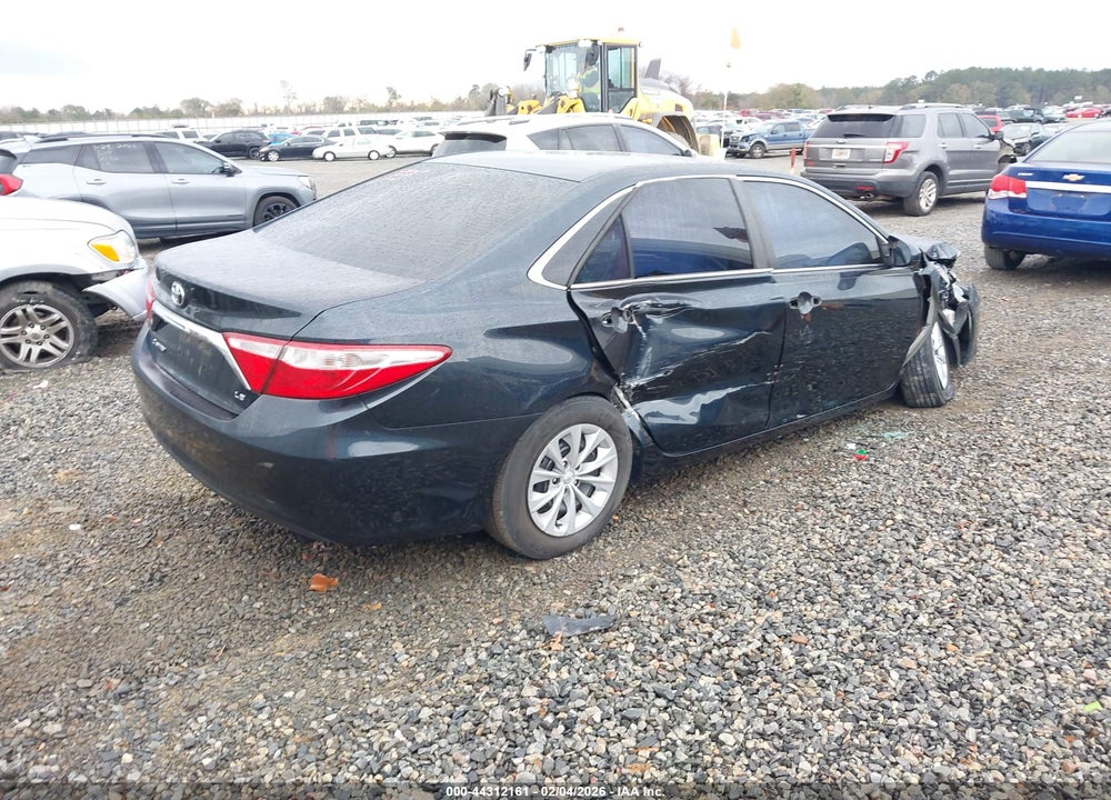 2016 TOYOTA CAMRY LE VIN: 4T4BF1FK5GR550322
