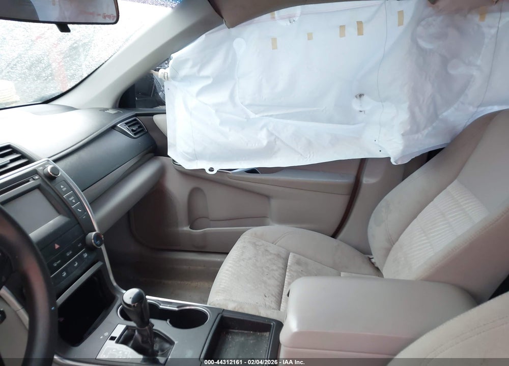 2016 TOYOTA CAMRY LE VIN: 4T4BF1FK5GR550322
