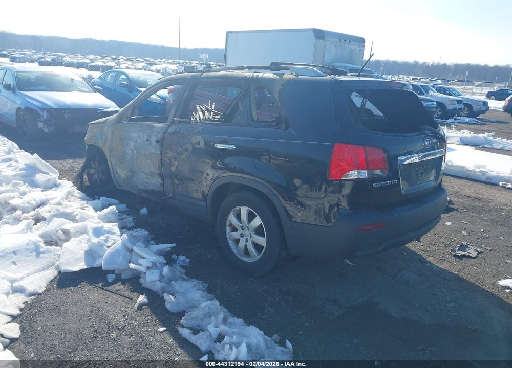 2012 KIA SORENTO LX VIN: 5XYKTDA60CG196272