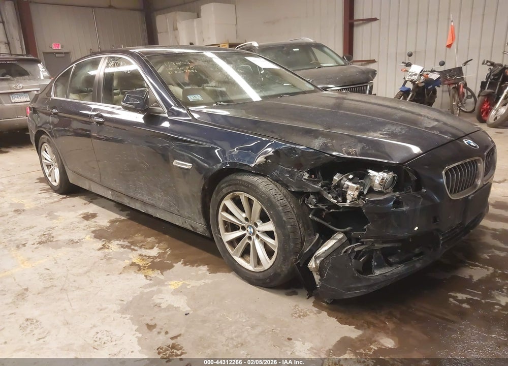 2016 BMW 528I XDRIVE VIN: WBA5A7C53GG147298