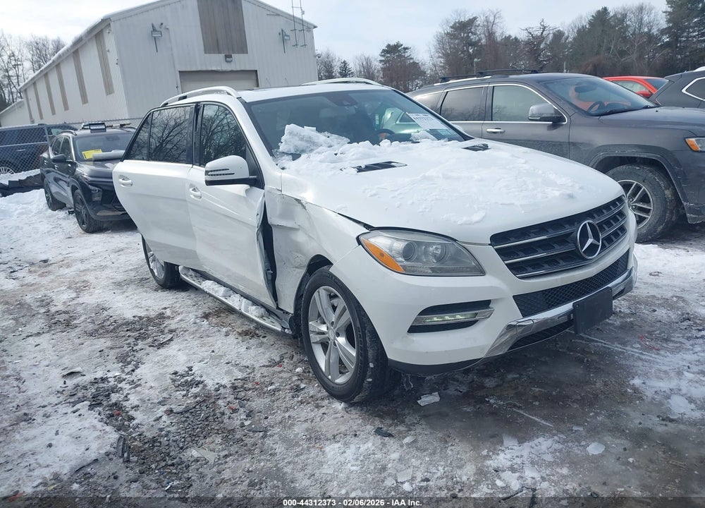 2015 MERCEDES-BENZ ML 350 4MATIC VIN: 4JGDA5HB0FA606270