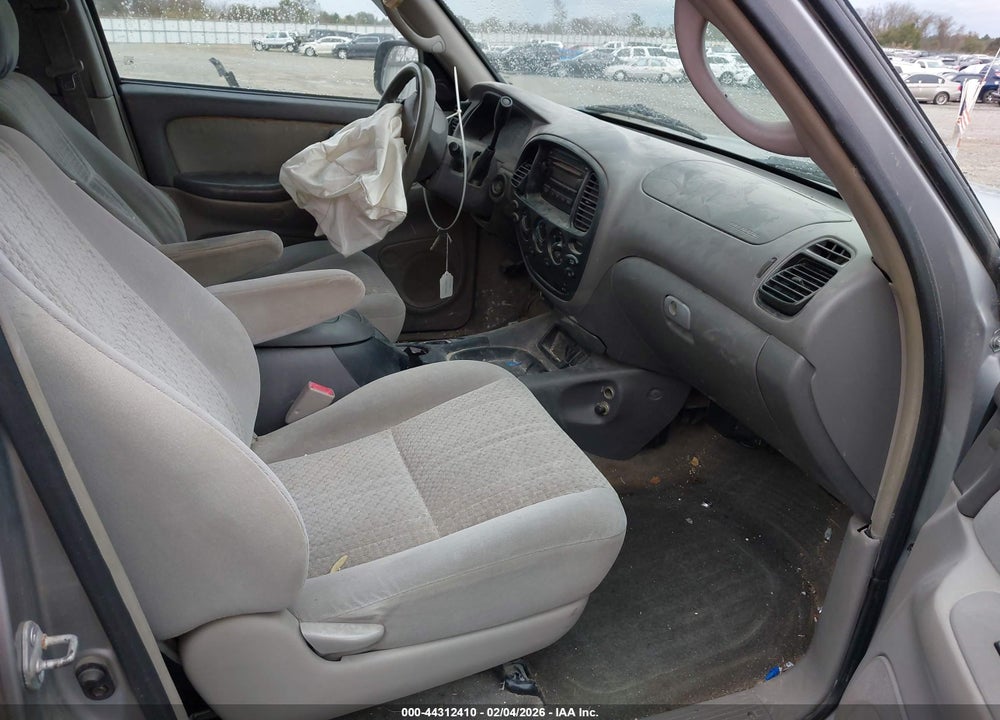 2005 TOYOTA TUNDRA SR5 V8 VIN: 5TBET34165S490412