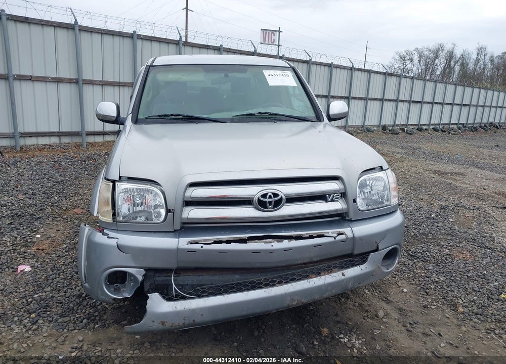 2005 TOYOTA TUNDRA SR5 V8 VIN: 5TBET34165S490412