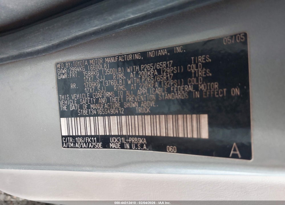 2005 TOYOTA TUNDRA SR5 V8 VIN: 5TBET34165S490412