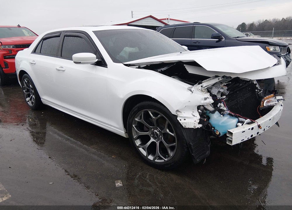2018 CHRYSLER 300 300S VIN: 2C3CCABG8JH243786