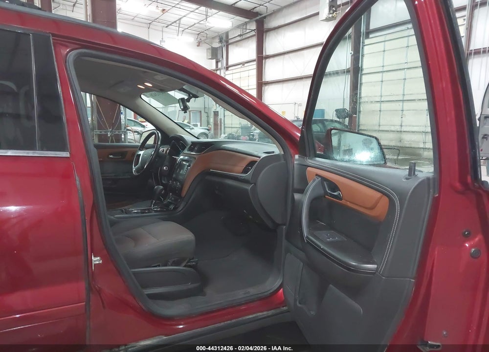 2015 CHEVROLET TRAVERSE 1LT VIN: 1GNKVGKD8FJ218202