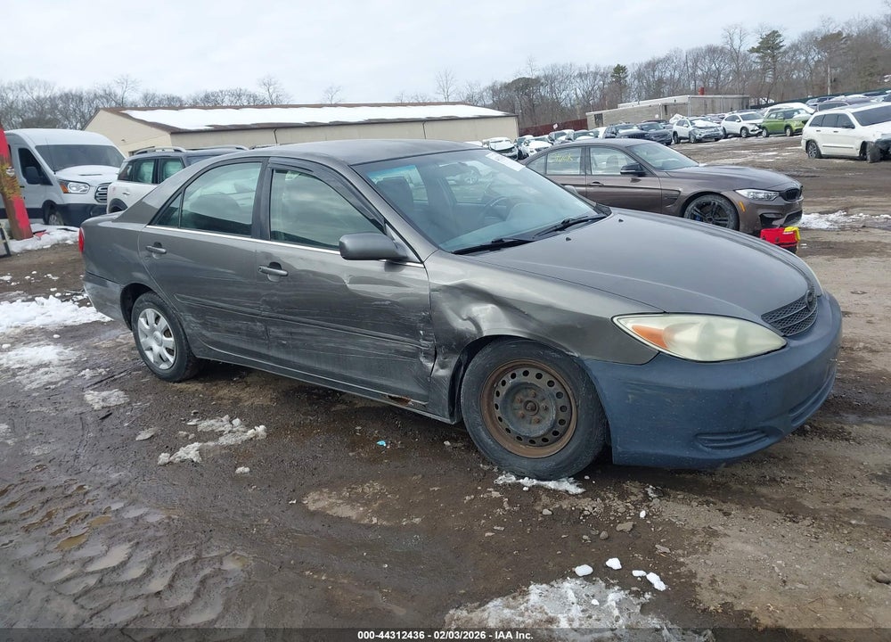 2004 TOYOTA CAMRY LE VIN: JTDBE32K440252303