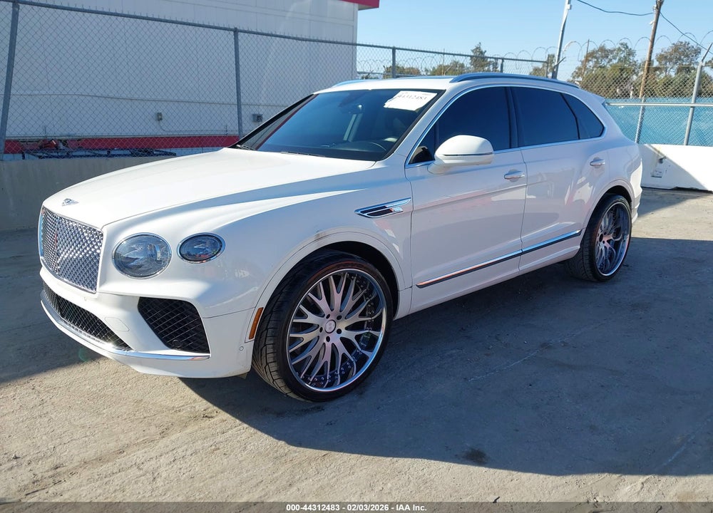 2021 BENTLEY BENTAYGA V8 VIN: SJAAM2ZV6MC035120
