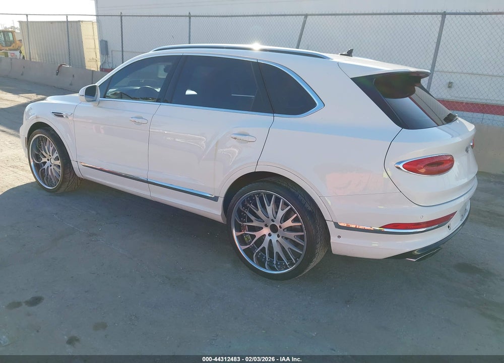 2021 BENTLEY BENTAYGA V8 VIN: SJAAM2ZV6MC035120