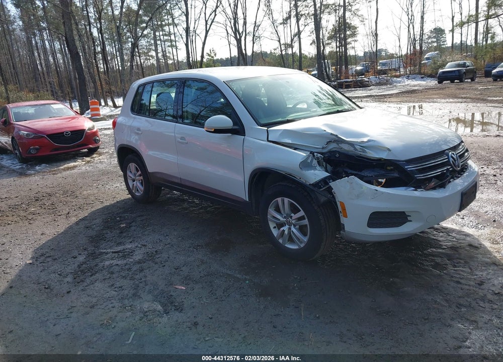2014 VOLKSWAGEN TIGUAN S VIN: WVGBV3AX7EW596246