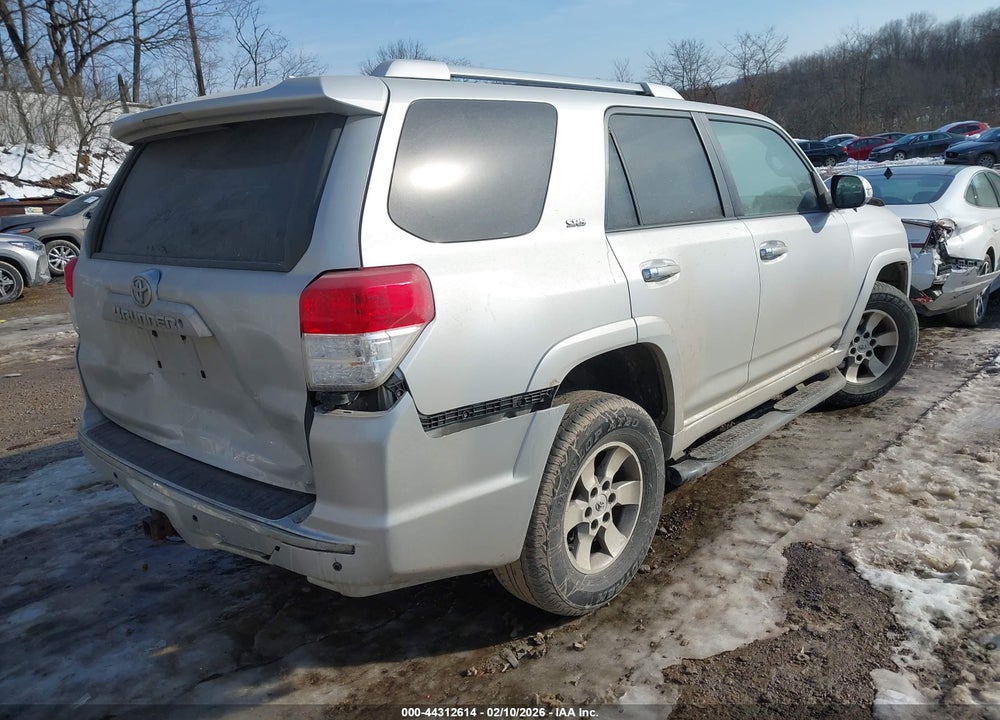 2011 TOYOTA 4RUNNER SR5 V6 VIN: JTEBU5JR3B5054210