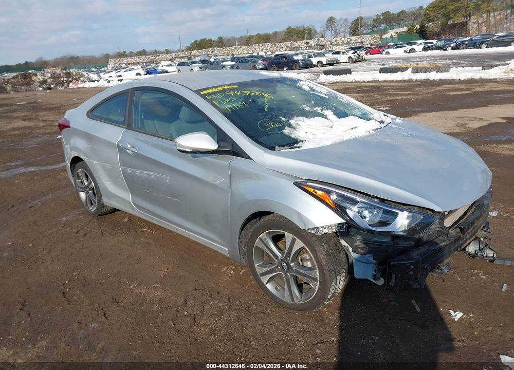 2014 HYUNDAI ELANTRA VIN: KMHDH6AH9EU024939