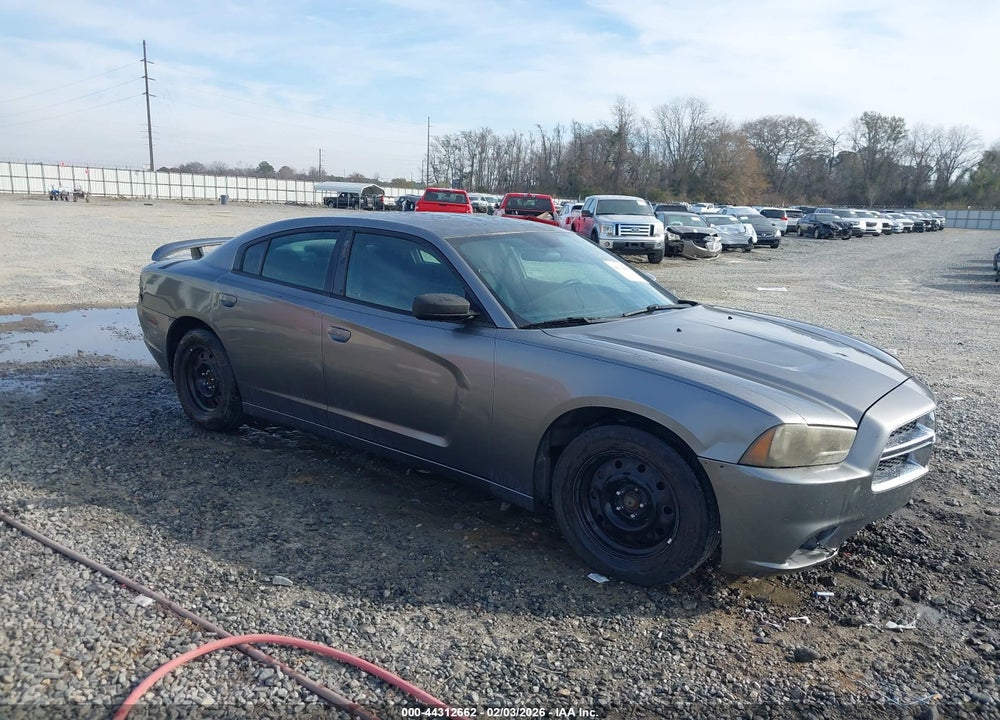 2011 DODGE CHARGER VIN: 2B3CL3CG8BH608282