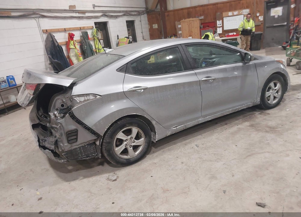 2015 HYUNDAI ELANTRA SE VIN: 5NPDH4AE1FH610240