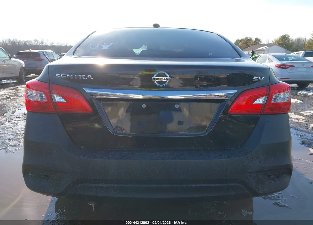 2018 NISSAN SENTRA SV VIN: 3N1AB7AP4JY323531