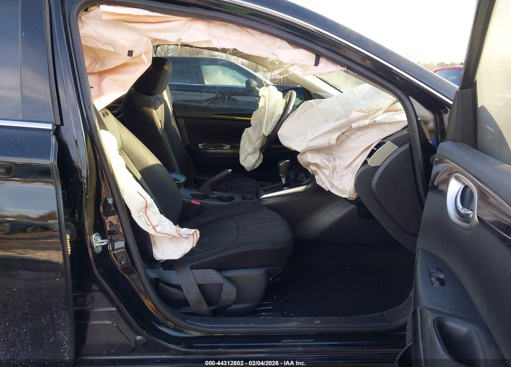 2018 NISSAN SENTRA SV VIN: 3N1AB7AP4JY323531