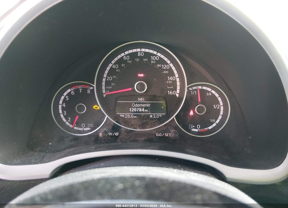 2015 VOLKSWAGEN BEETLE 2.0T R-LINE VIN: 3VW4T7AT1FM604203