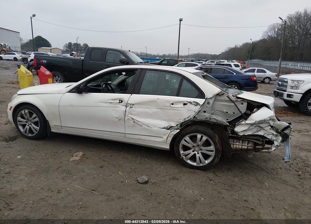 2008 MERCEDES-BENZ C 300 LUXURY 4MATIC/SPORT 4MATIC VIN: WDDGF81X98F074541