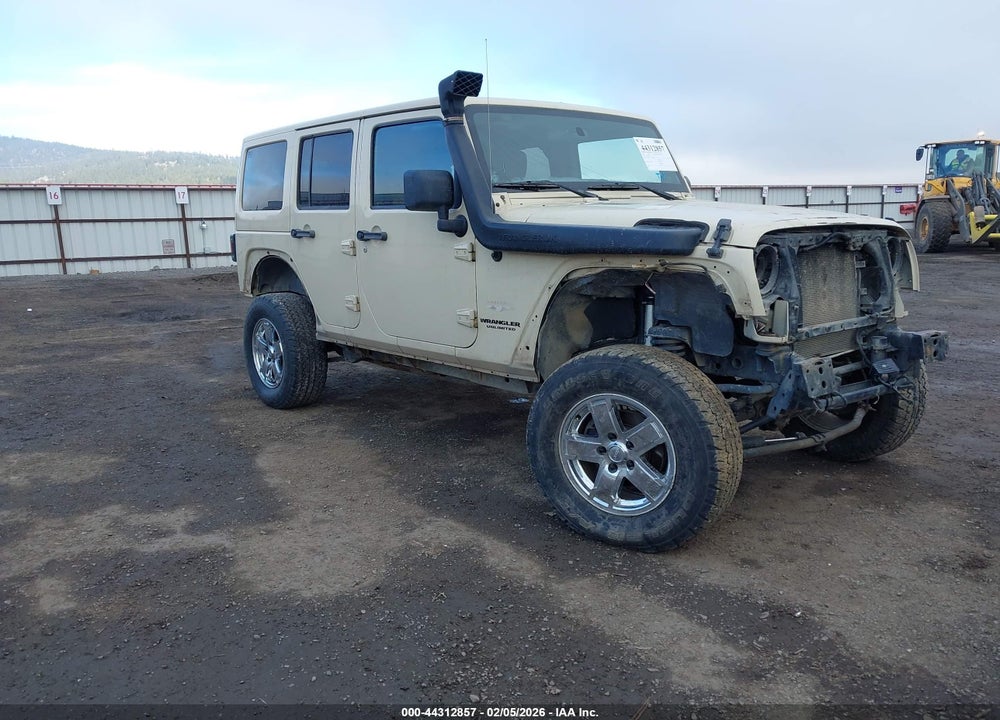 2012 JEEP WRANGLER UNLIMITED SAHARA VIN: 1C4BJWEG3CL117833