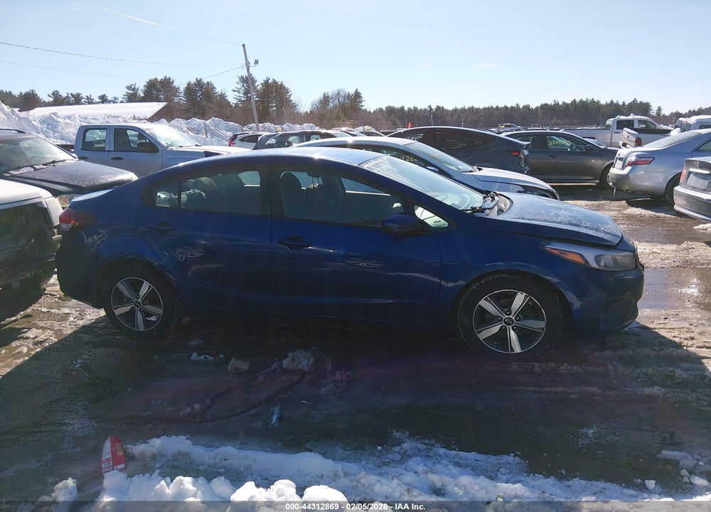 2018 KIA FORTE LX VIN: 3KPFL4A72JE241202