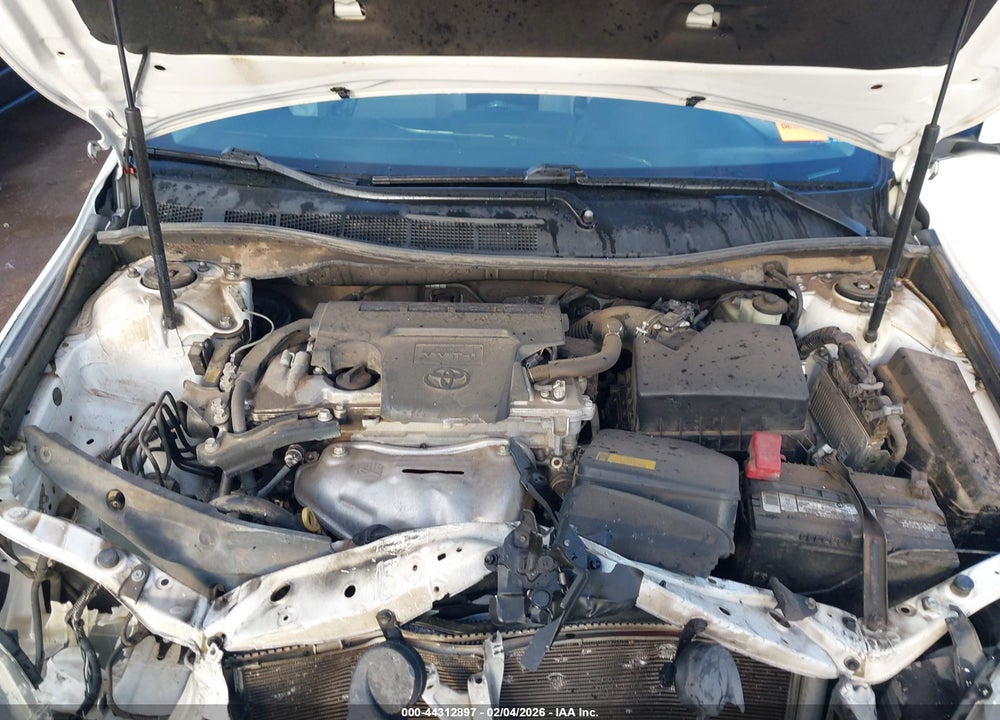2015 TOYOTA CAMRY SE VIN: 4T1BF1FK4FU021128