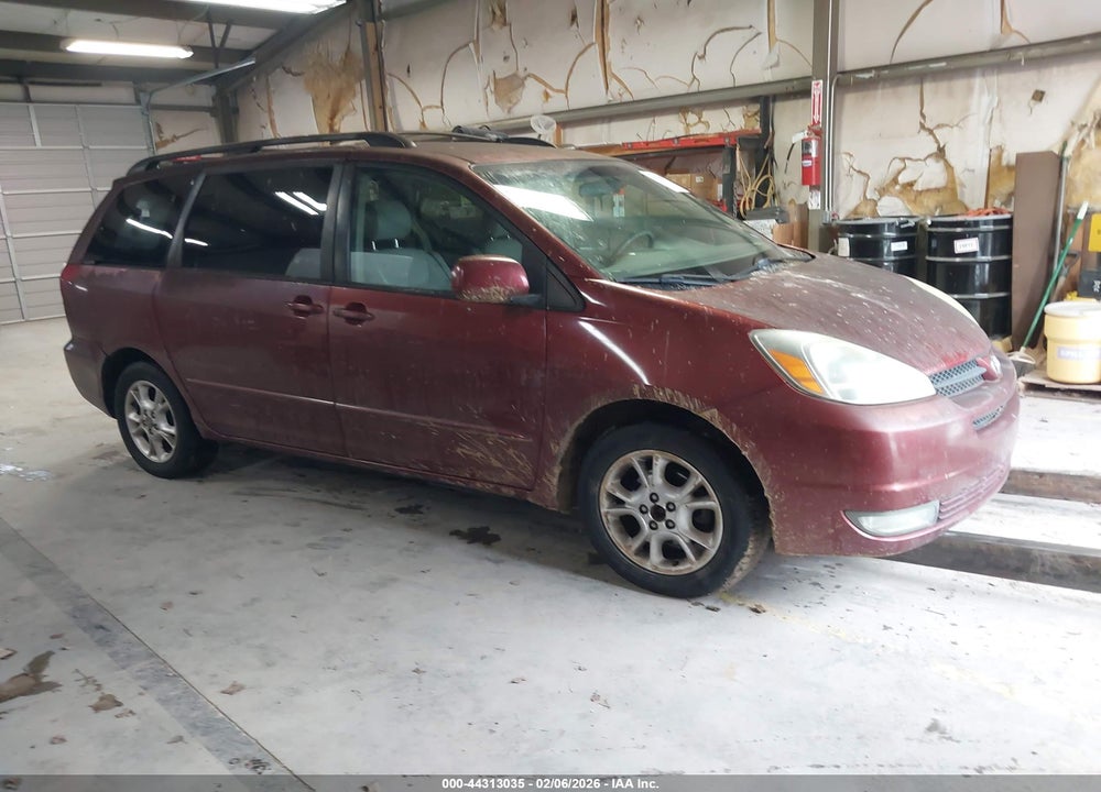 2005 TOYOTA SIENNA XLE VIN: 5TDZA22C25S232319