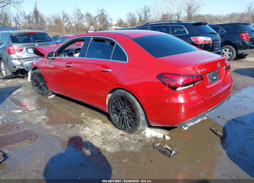 2022 MERCEDES-BENZ A 220 4MATIC VIN: W1K3G4FB0NJ337025