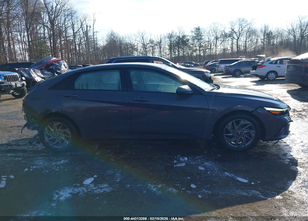 2024 HYUNDAI ELANTRA SEL VIN: KMHLM4DG3RU755354