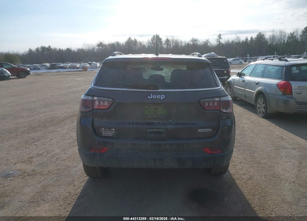 2018 JEEP COMPASS LATITUDE 4X4 VIN: 3C4NJDBBXJT223370