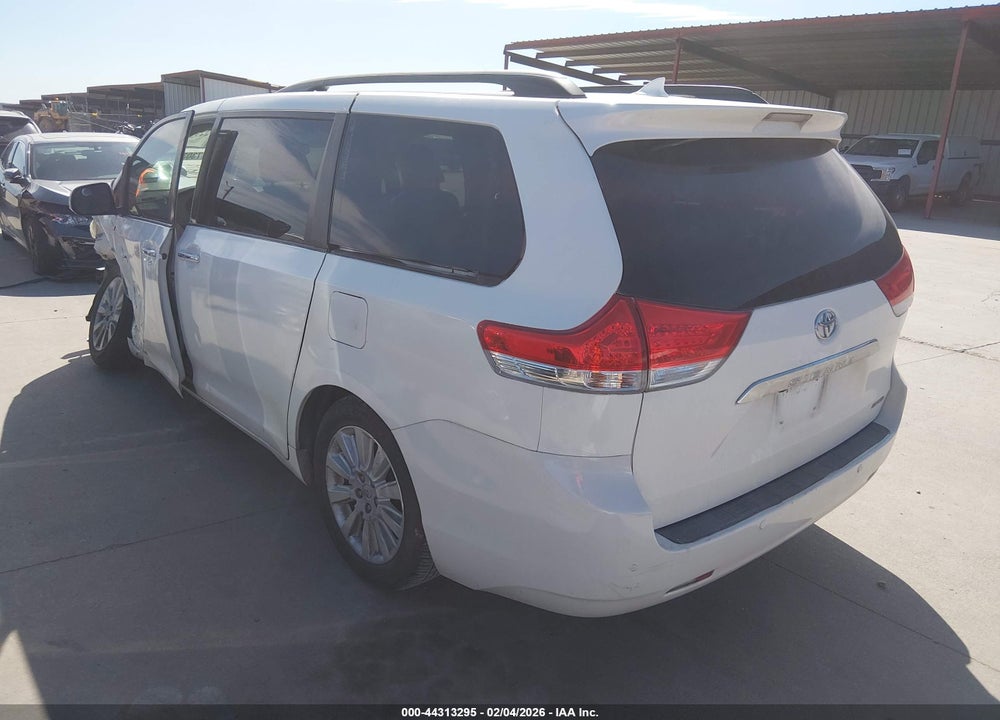 2011 TOYOTA SIENNA LIMITED V6 VIN: 5TDYK3DC9BS167931