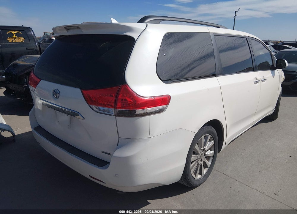 2011 TOYOTA SIENNA LIMITED V6 VIN: 5TDYK3DC9BS167931