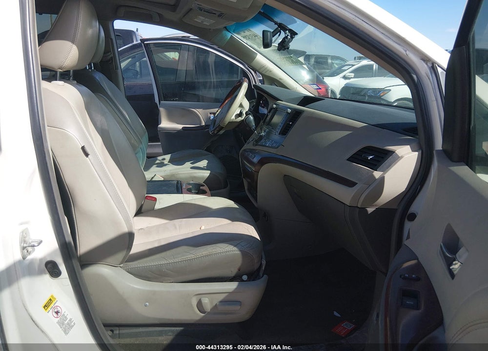 2011 TOYOTA SIENNA LIMITED V6 VIN: 5TDYK3DC9BS167931