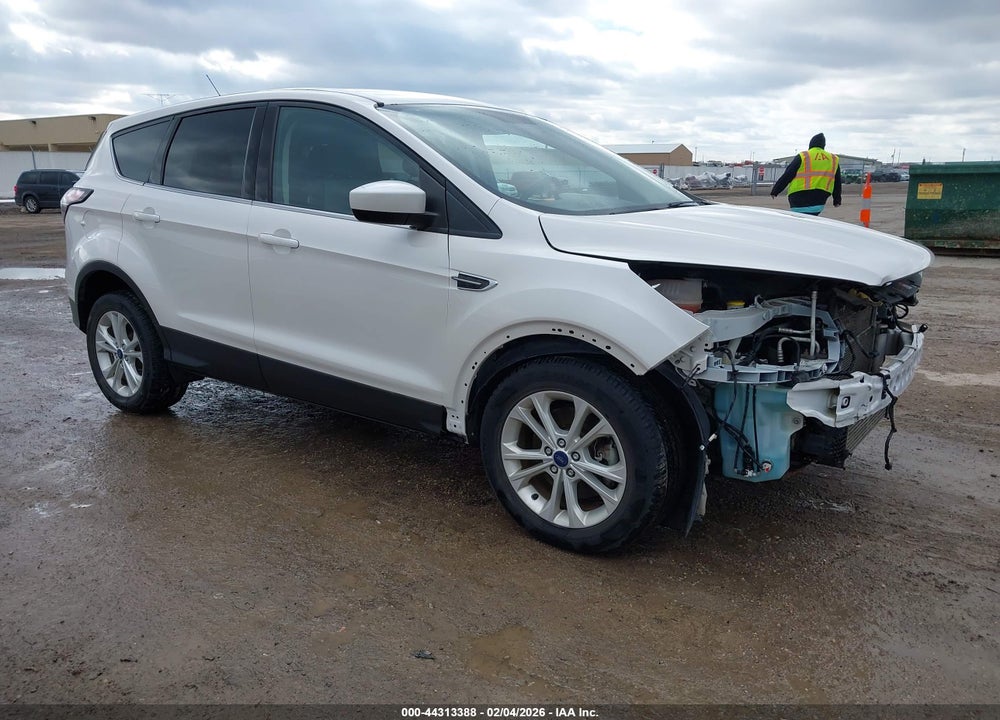 2017 FORD ESCAPE SE VIN: 1FMCU9G97HUB80281